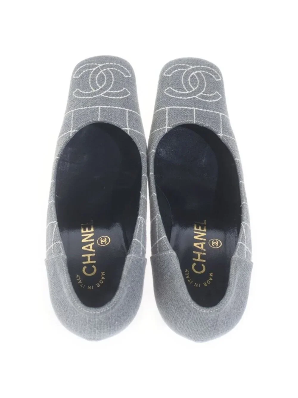 Chanel CC Logo Heels Pumps Gray